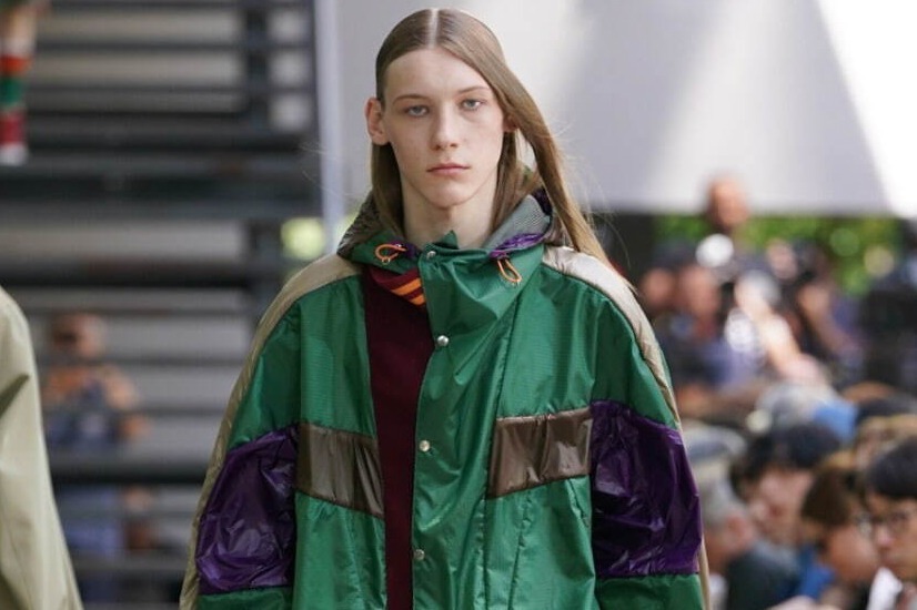 カラー24年春夏ウェア、“スキーウェア”風オーバーオールやカラーブロックの春アウター