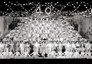 宝塚歌劇100年展が東京国際フォーラムで開催 初公開の衣装や写真など ファッションプレス 宝塚歌劇100年展が東京国際フォーラムで開催 初公開の衣装や写真など ファッションプレス