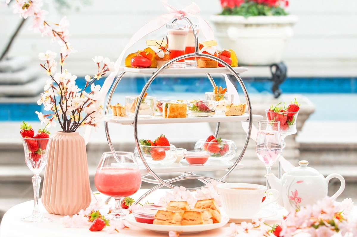 桜アフタヌーンティー｜“桜×苺スイーツ”の春アフタヌーンティー、ホテル ラ・スイート神戸ハーバーランドで