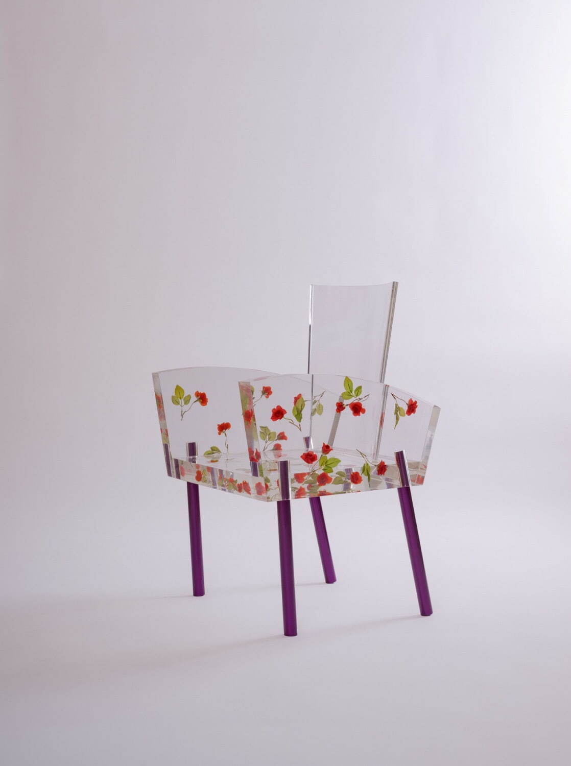 倉俣史朗 《ミス・ブランチ》 1988年 富山県美術館蔵
撮影：柳原良平 ©Kuramata Design Office