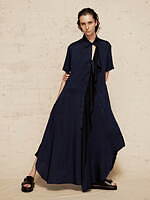 Y's 2024年春夏コレクション、連関する人の温もりと自然の揺らぎ｜写真26