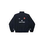 バレンシアガからサッカー着想の限定ウェア、“AOYAMA”のネーム入りユニフォーム風Tシャツ｜写真14