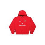 バレンシアガからサッカー着想の限定ウェア、“AOYAMA”のネーム入りユニフォーム風Tシャツ｜写真2