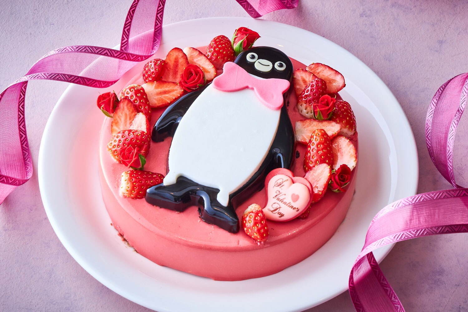 “Suicaのペンギン”24年バレンタイン＆ホワイトデーケーキ、ホテルメトロポリタンから｜写真1