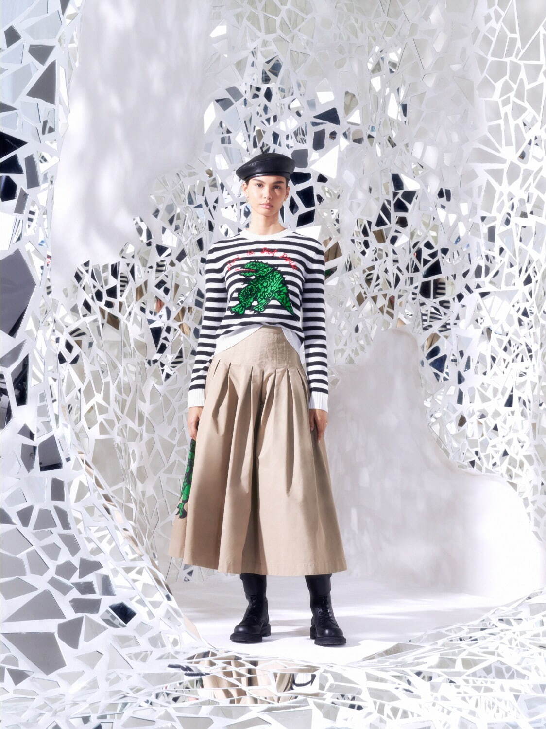 【24C☆クールなドラゴンモチーフ♪】DIOR ジャケット 関税込み】珍品！ DIOR×DESCENTEコラボダウンジャケット (Dior