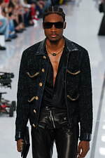 ディースクエアード 2024年秋冬コレクション - 装いの明暗｜写真50