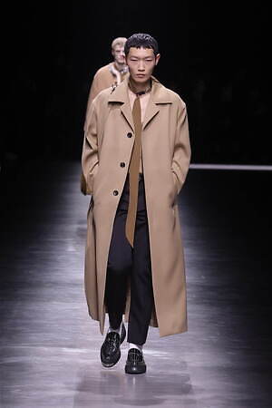 グッチ 2024年秋冬メンズコレクション - サバト・デ・サルノによるグッチ初のメンズショー｜写真6