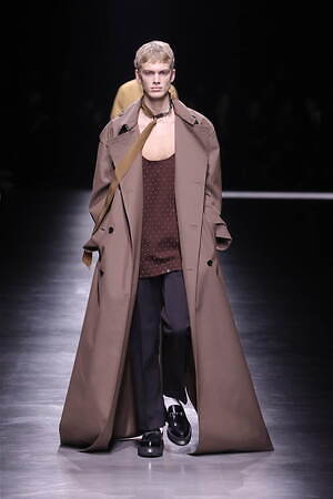 グッチ 2024年秋冬メンズコレクション - サバト・デ・サルノによるグッチ初のメンズショー｜写真29