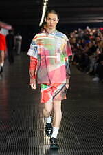 MSGM 2024年秋冬メンズコレクション - 都市、重厚さを打ち払う推進力｜写真12