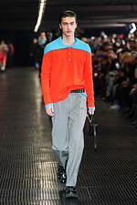 MSGM 2024年秋冬メンズコレクション - 都市、重厚さを打ち払う推進力｜写真16