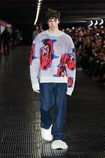 MSGM 2024年秋冬メンズコレクション - 都市、重厚さを打ち払う推進力｜写真25