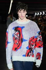 MSGM 2024年秋冬メンズコレクション - 都市、重厚さを打ち払う推進力｜写真26