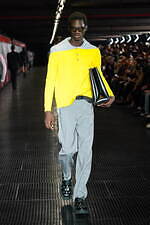 MSGM 2024年秋冬メンズコレクション - 都市、重厚さを打ち払う推進力｜写真33