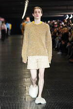 MSGM 2024年秋冬メンズコレクション - 都市、重厚さを打ち払う推進力｜写真42