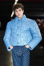 MSGM 2024年秋冬メンズコレクション - 都市、重厚さを打ち払う推進力｜写真45