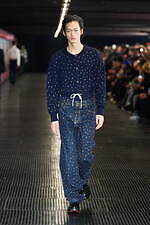 MSGM 2024年秋冬メンズコレクション - 都市、重厚さを打ち払う推進力｜写真51