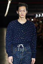 MSGM 2024年秋冬メンズコレクション - 都市、重厚さを打ち払う推進力｜写真52