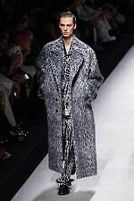 ドルチェ＆ガッバーナ 2024年秋冬メンズコレクション - 光に華やぐ黒｜写真29