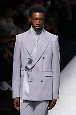 ドルチェ＆ガッバーナ 2024年秋冬メンズコレクション - 光に華やぐ黒｜写真42