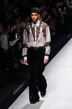 ドルチェ＆ガッバーナ 2024年秋冬メンズコレクション - 光に華やぐ黒｜写真45