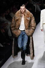 ドルチェ＆ガッバーナ 2024年秋冬メンズコレクション - 光に華やぐ黒｜写真57