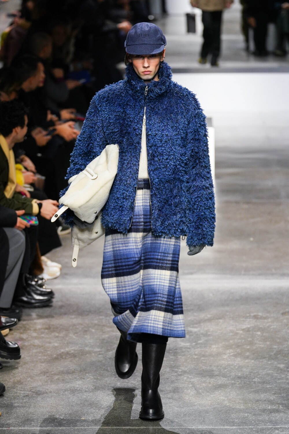 フェンディ(FENDI) 2024-25年秋冬メンズコレクション  - 写真27