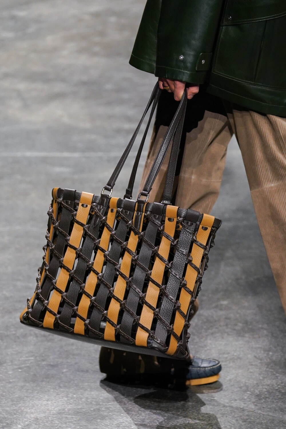 フェンディ(FENDI) 2024-25年秋冬メンズコレクション  - 写真50