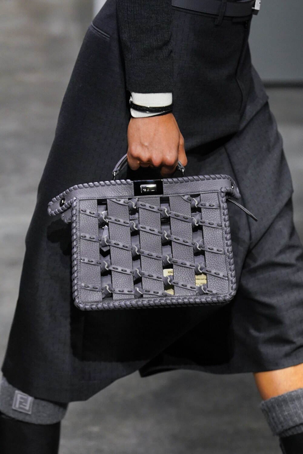 フェンディ(FENDI) 2024-25年秋冬メンズコレクション  - 写真96