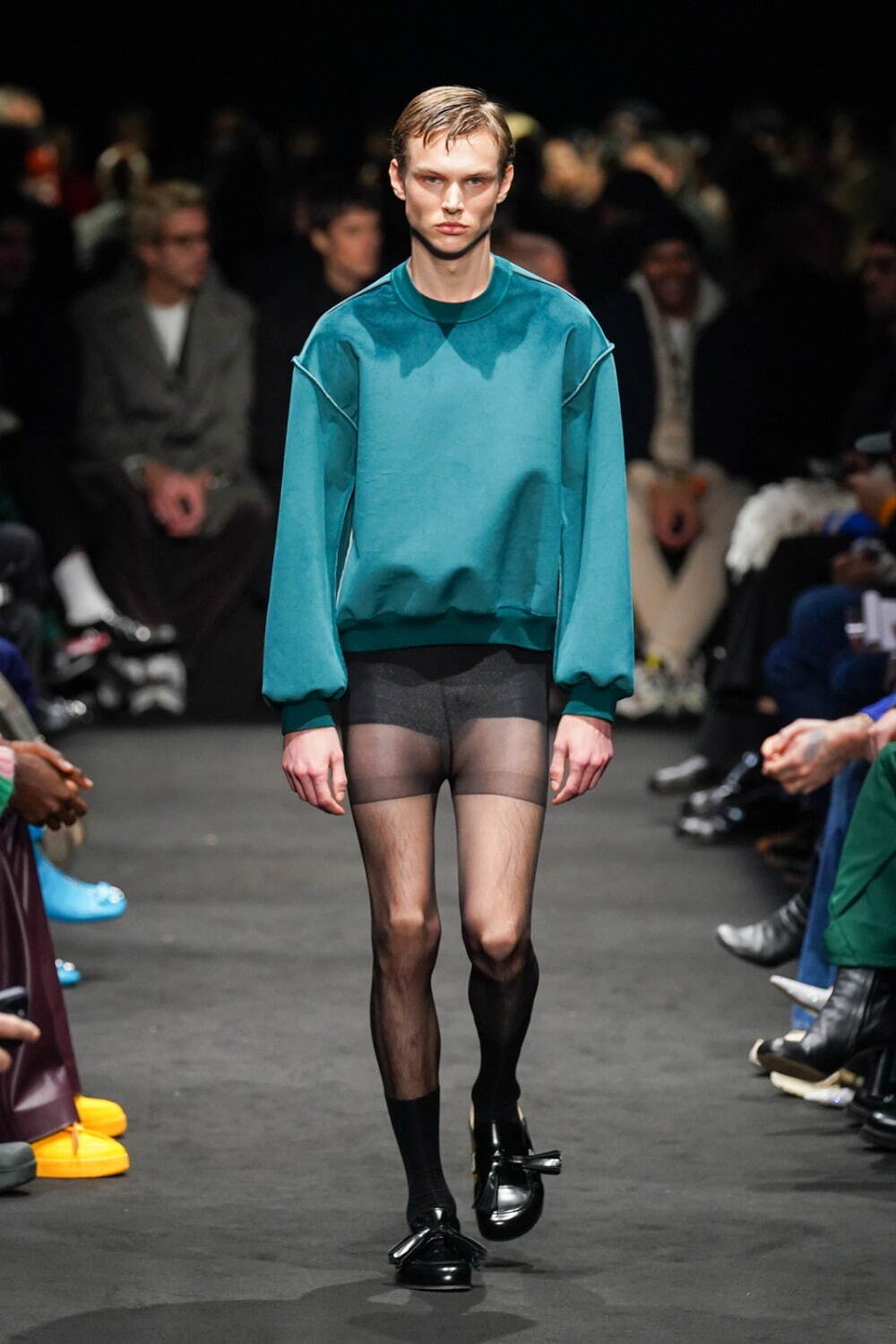 JW アンダーソン(JW Anderson) 2024-25年秋冬ウィメンズ&メンズ JW アンダーソン(JW Anderson) 2024-25年秋冬ウィメンズ&メンズ