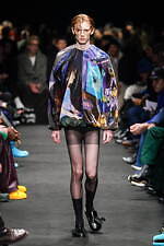 JW アンダーソン 2024年秋冬コレクション - 親密なる室内の装い｜写真4