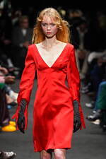 JW アンダーソン 2024年秋冬コレクション - 親密なる室内の装い｜写真55