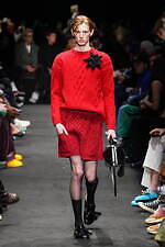 JW アンダーソン 2024年秋冬コレクション - 親密なる室内の装い｜写真75