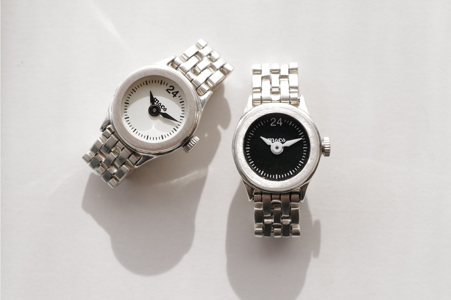 moco | ring watch | finger watch | 指時計 | Japan Tokyo