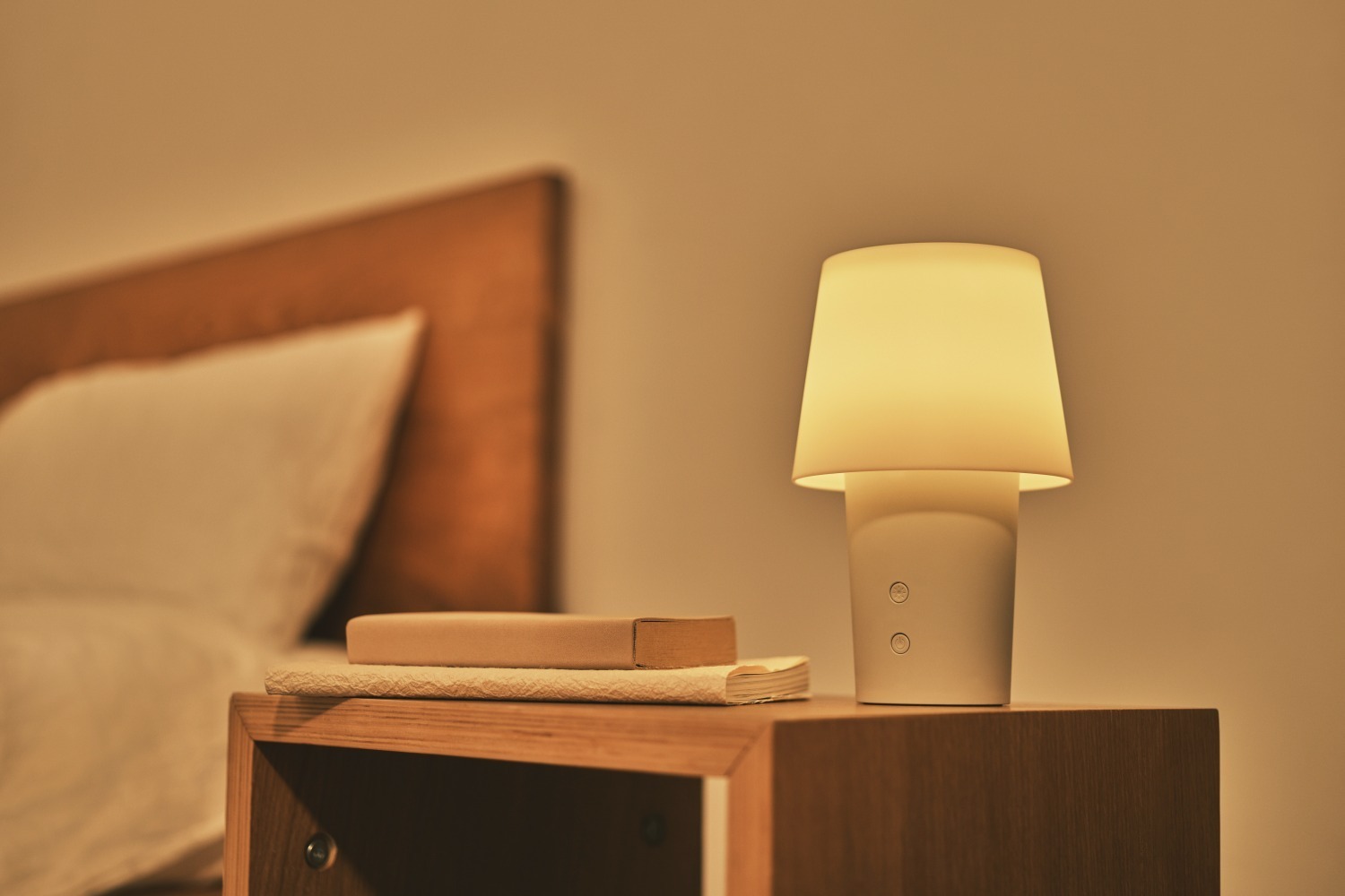 無印良品"オイルをセットするだけ！”香りがふんわり広がる「水を使わないアロマディフューザー」