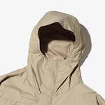 アトモス×マーモットの高機能コラボウェア、大ぶりジップのマウンテンパーカー＆カーゴパンツ｜写真14