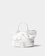 ビューティフルピープル新作“経年変化を楽しむ”レザーライダースジャケット＆透明感カラーのバッグ｜写真20