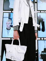 ビューティフルピープル新作“経年変化を楽しむ”レザーライダースジャケット＆透明感カラーのバッグ｜写真33