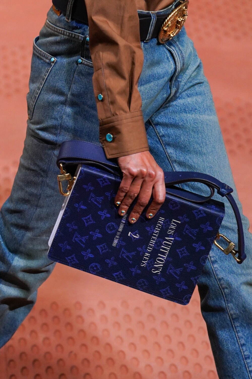 ルイ・ヴィトン(LOUIS VUITTON) 2024-25年秋冬メンズコレクション  - 写真20