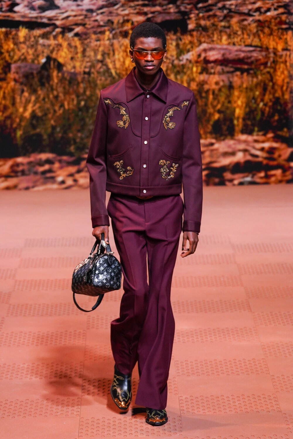 ルイ・ヴィトン(LOUIS VUITTON) 2024-25年秋冬メンズコレクション  - 写真42