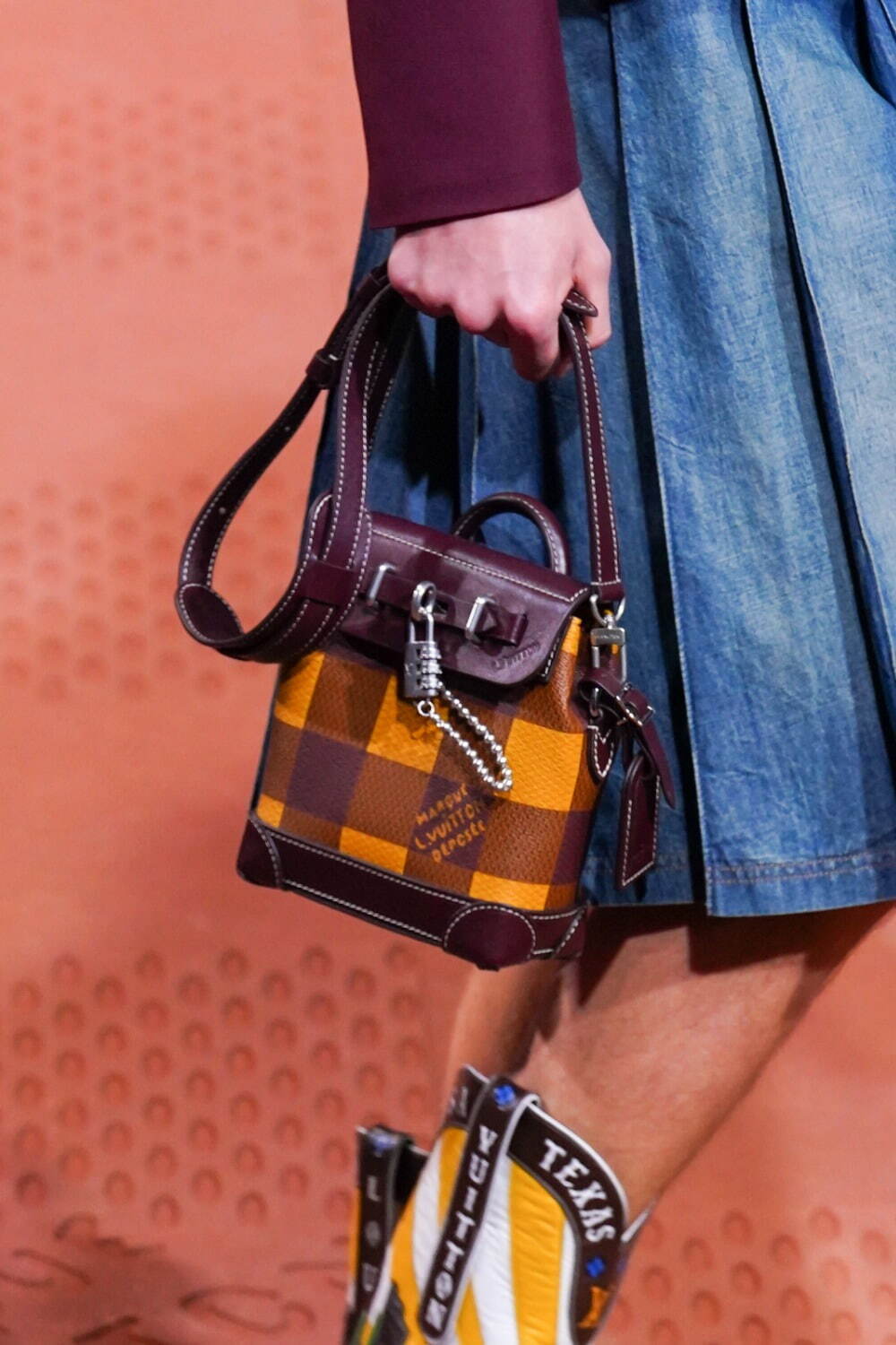 ルイ・ヴィトン(LOUIS VUITTON) 2024-25年秋冬メンズコレクション  - 写真45