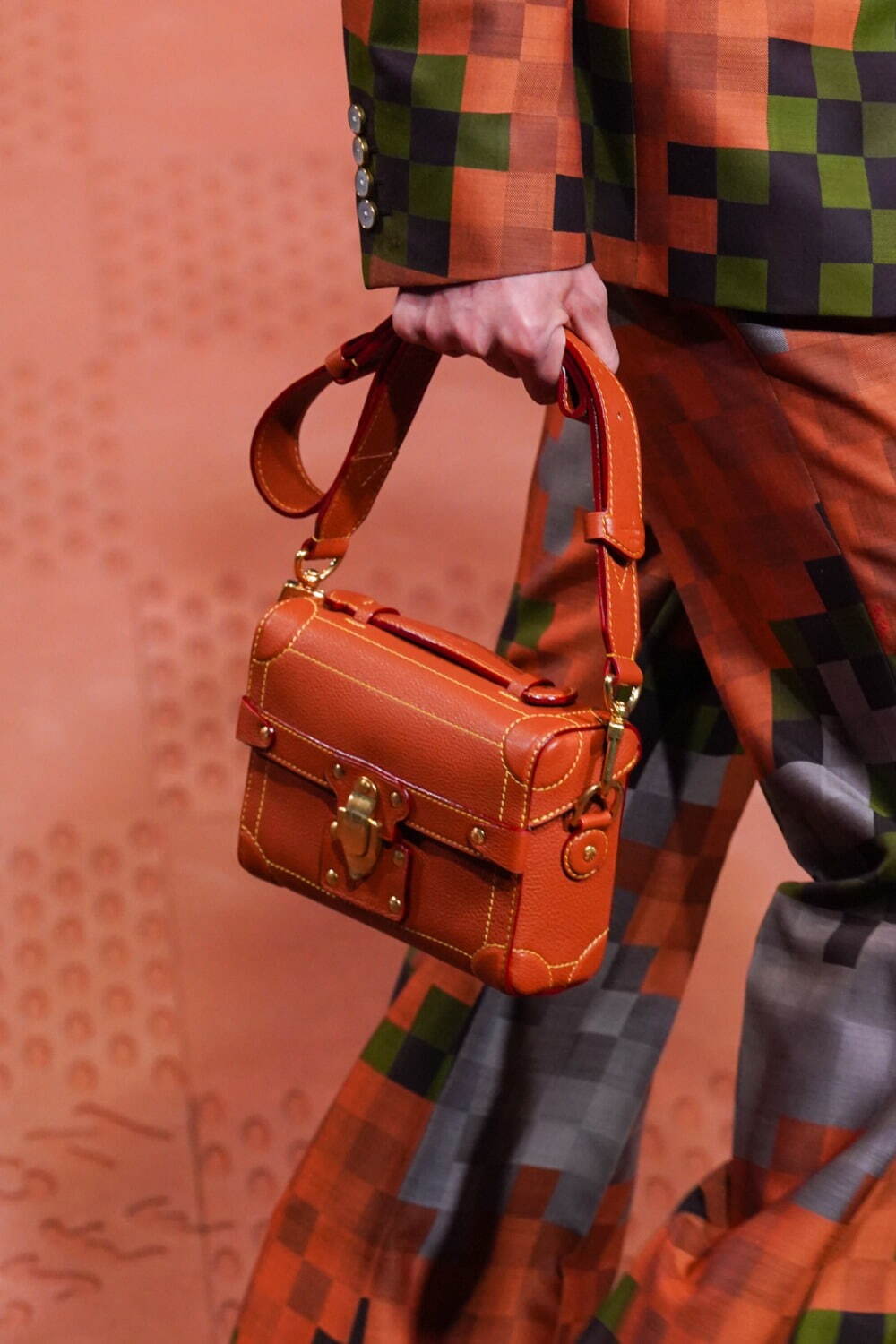 ルイ・ヴィトン(LOUIS VUITTON) 2024-25年秋冬メンズコレクション  - 写真75