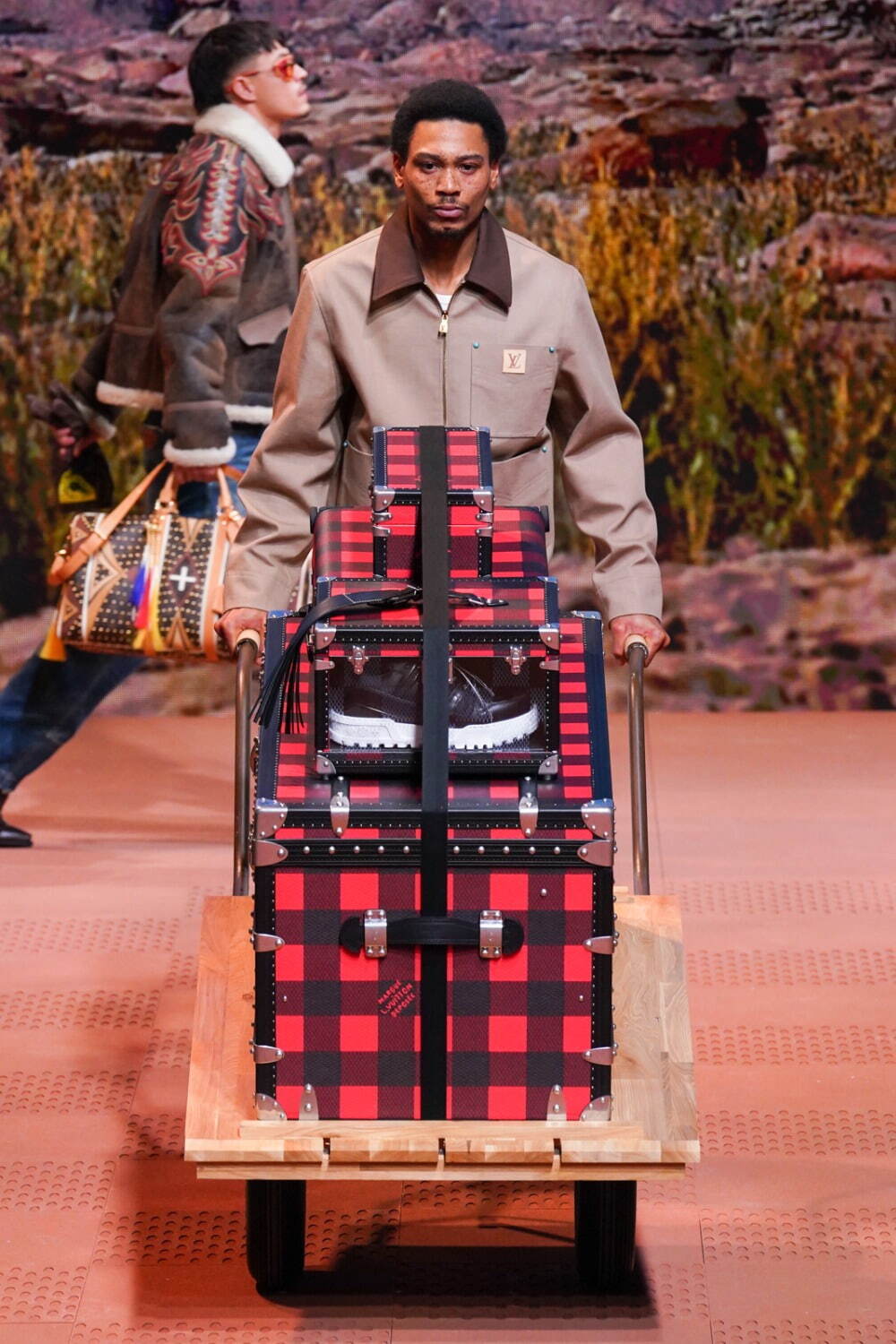 ルイ・ヴィトン(LOUIS VUITTON) 2024-25年秋冬メンズコレクション  - 写真107