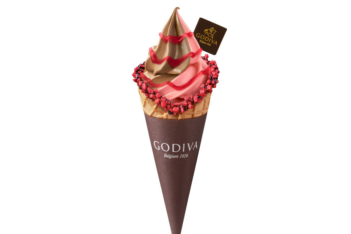 ゴディバ“フレッシュイチゴ×濃厚チョコレート”のソフトクリーム、一部のバレンタインイベント限定で｜ながの東急