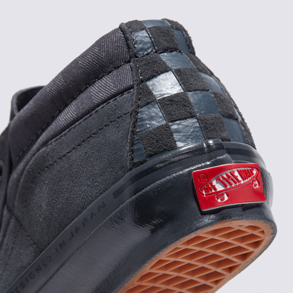 VANS“異素材”重ねのチェッカーボード柄スニーカー「スケートミッド」オイルドレザー＆ヌバックで｜写真6