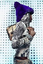 アクネ ストゥディオズ 2024年秋冬メンズコレクション - アグレッシブなデニムの装い｜写真11