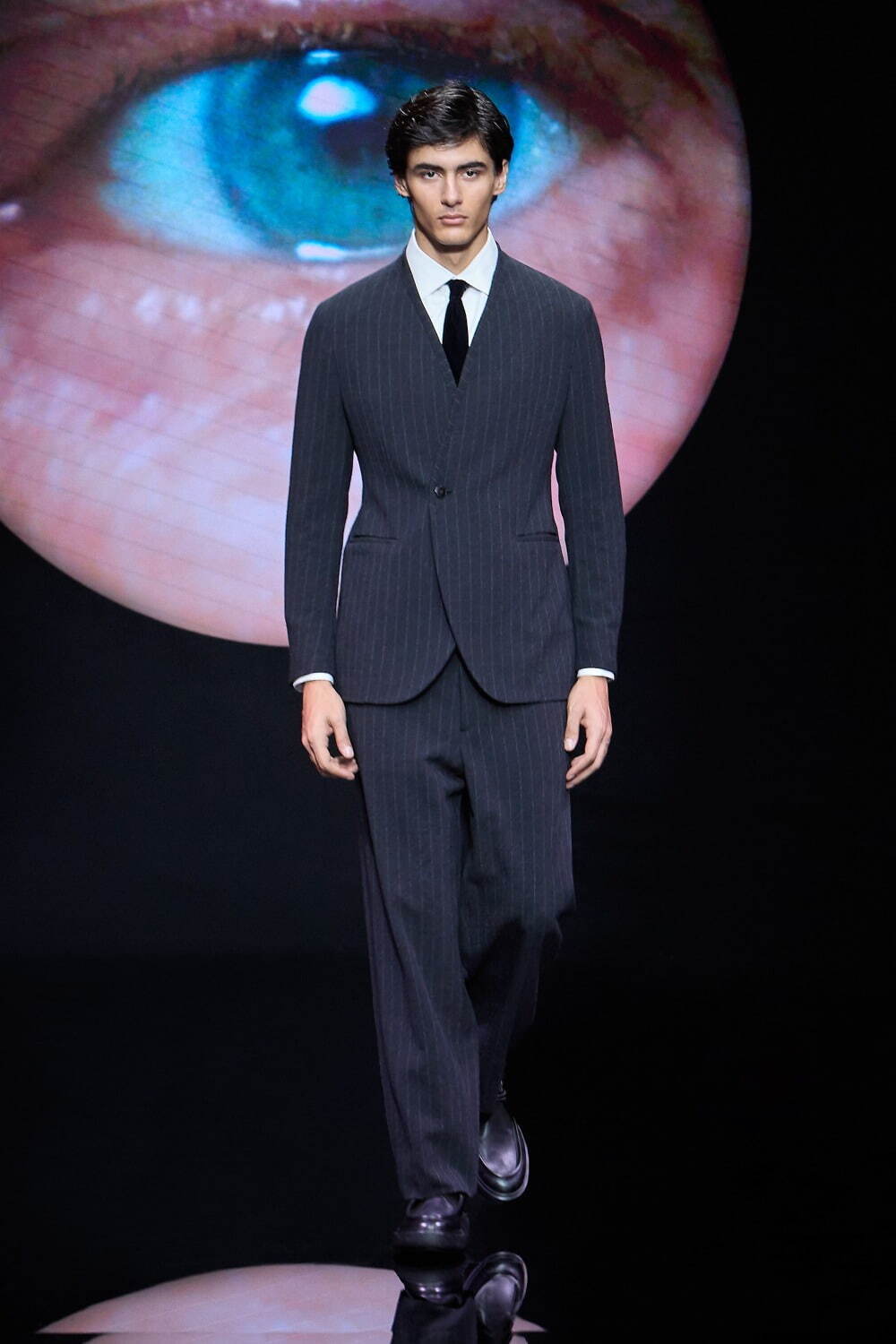 ジョルジオ アルマーニ(Giorgio Armani) 2024-25年秋冬メンズコレクション  - 写真31