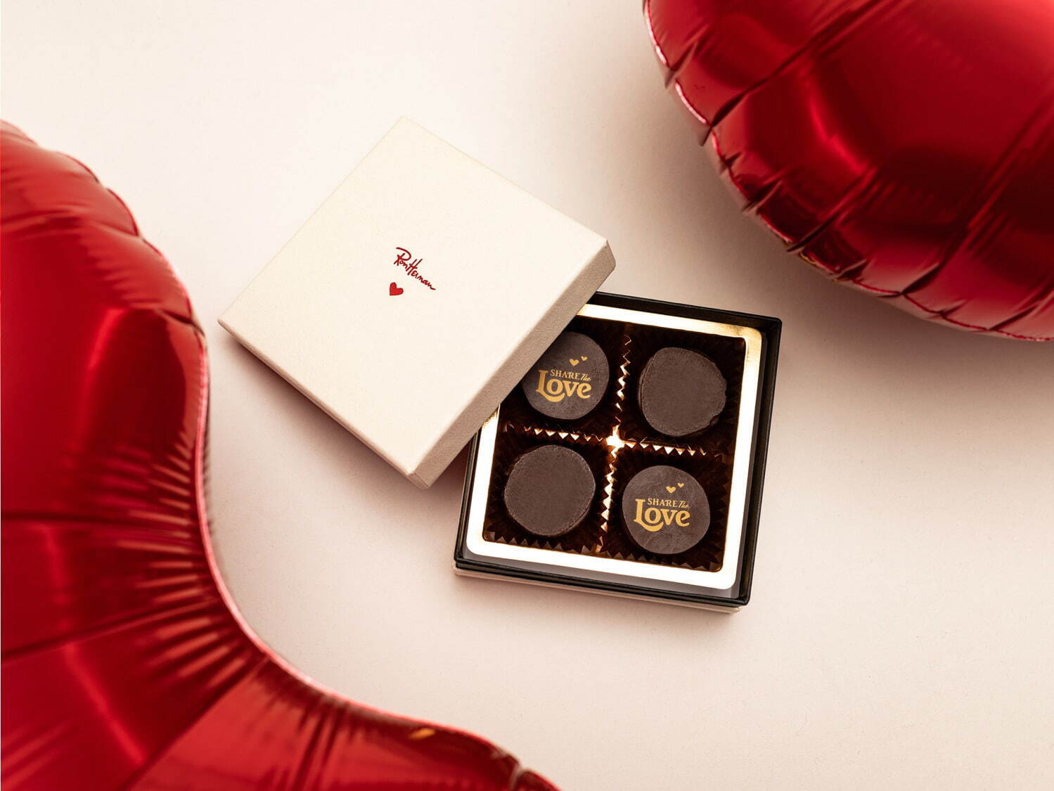 ロンハーマン カフェの24年バレンタイン、大人なビターチョコレート×ジュエリーBOX風パッケージ｜写真1