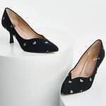 ダイアナの24年バレンタイン限定シューズ、“デニム×ハートモチーフ”の美脚パンプスやメリージェーン｜写真9