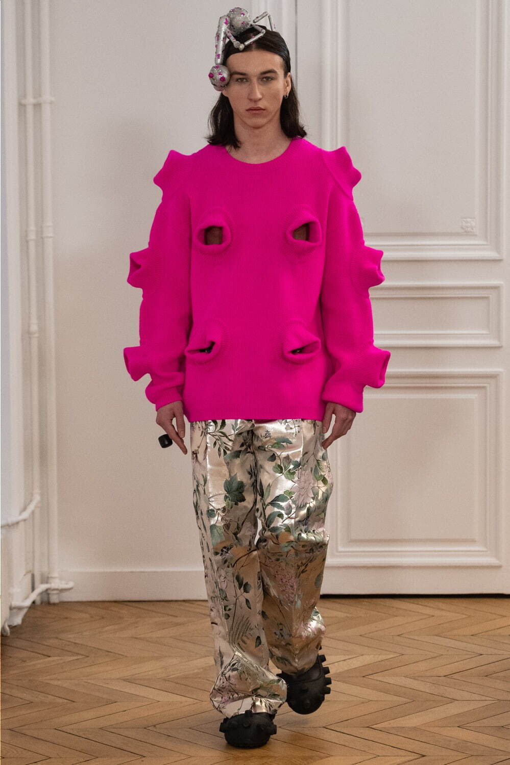 ウォルター ヴァン ベイレンドンク(Walter Van Beirendonck) 2024-25年秋冬ウィメンズ&メンズコレクション  - 写真23