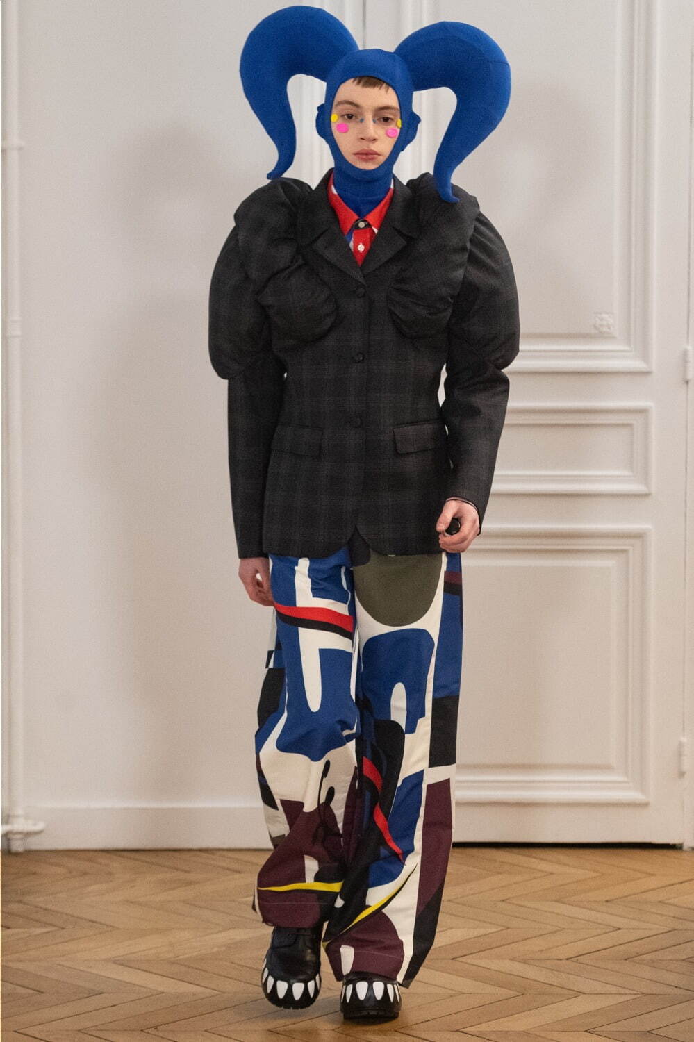 ウォルター ヴァン ベイレンドンク(Walter Van Beirendonck) 2024-25年秋冬ウィメンズ&メンズコレクション  - 写真29